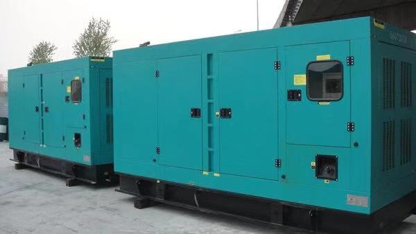 友好康明斯400kw大型柴油二手发电机组 友好康明斯400kw大型柴油二手发电机组